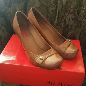 Miz Mooz "Brynne" Cognac heels
